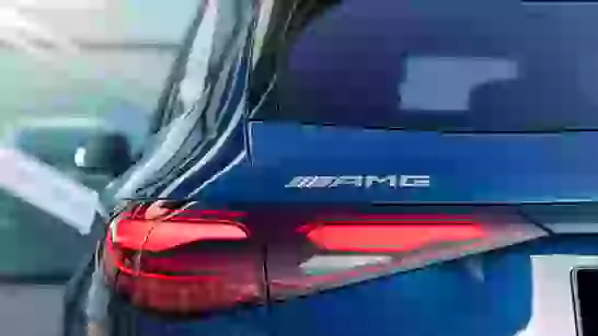 Galerie Mercedes AMG GLC 43 4MATIC SUV X294 Heck Merbag