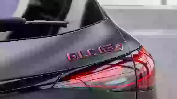 Galerie Mercedes AMG GLC 63 S E PERFORMANCE SUV X294 Type Badge Merbag