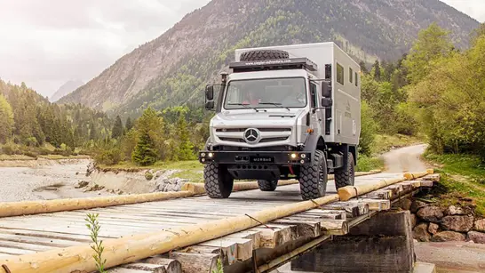 Mercedes Hochgelaendegaengiger Unimog Komfort Mercedes Hochgelaendegaengiger Unimog Komfort