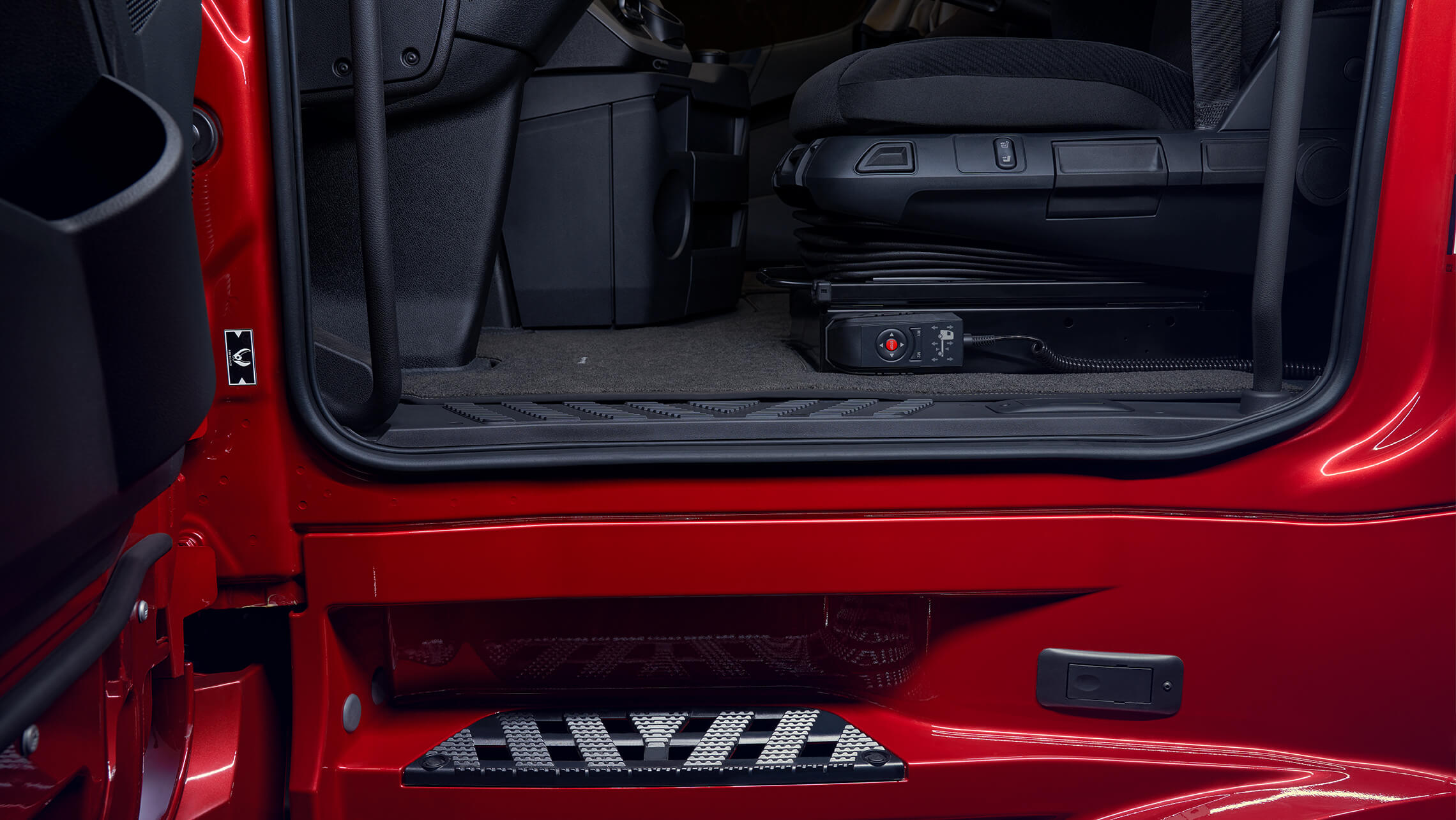 Mercedes Actros L 06