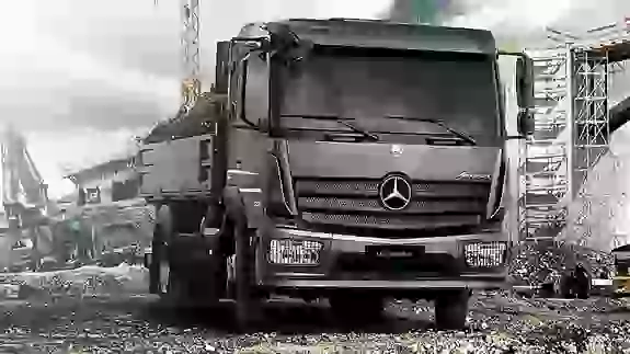 Mercedes Atego Bauverkehr 01
