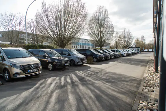 Merbag Wiesbaden | Standort Schierstein Nutzfahrzeug Center - Mercedes-Benz Transporter und Vans Merbag Wiesbaden | Standort Schierstein Nutzfahrzeug Center - Mercedes-Benz Transporter und Vans