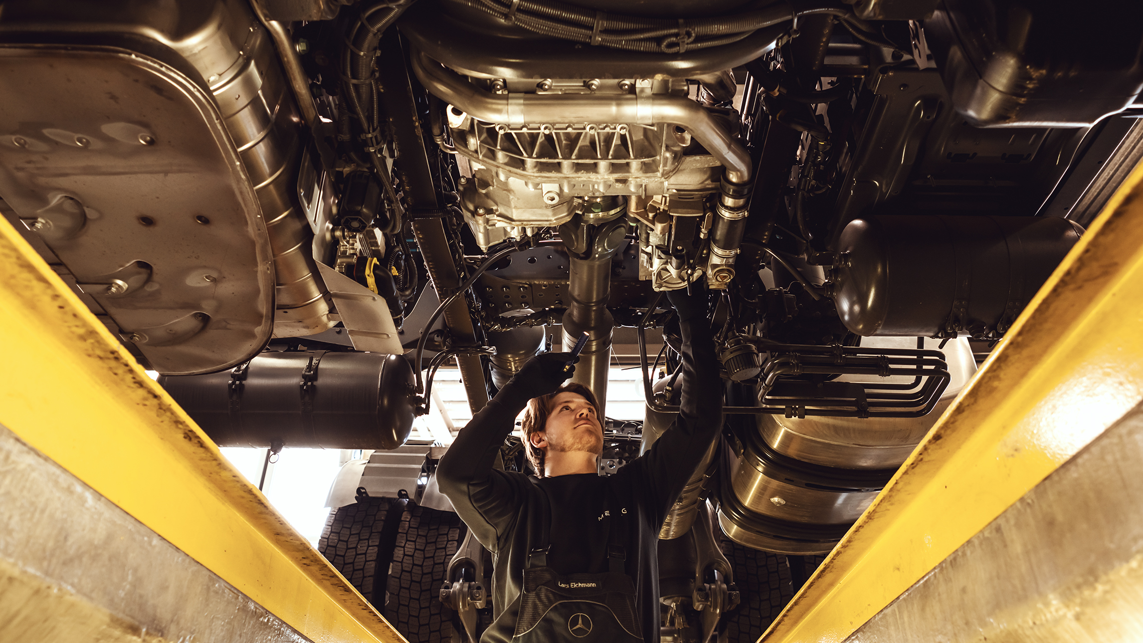 Merbag Bildpool Service Werkstatt Lastwagen