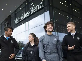 Unsere Ausbildungsplätze. ZMS 2019 Titelbild U3A6250 191030 Jpeg1080x1080