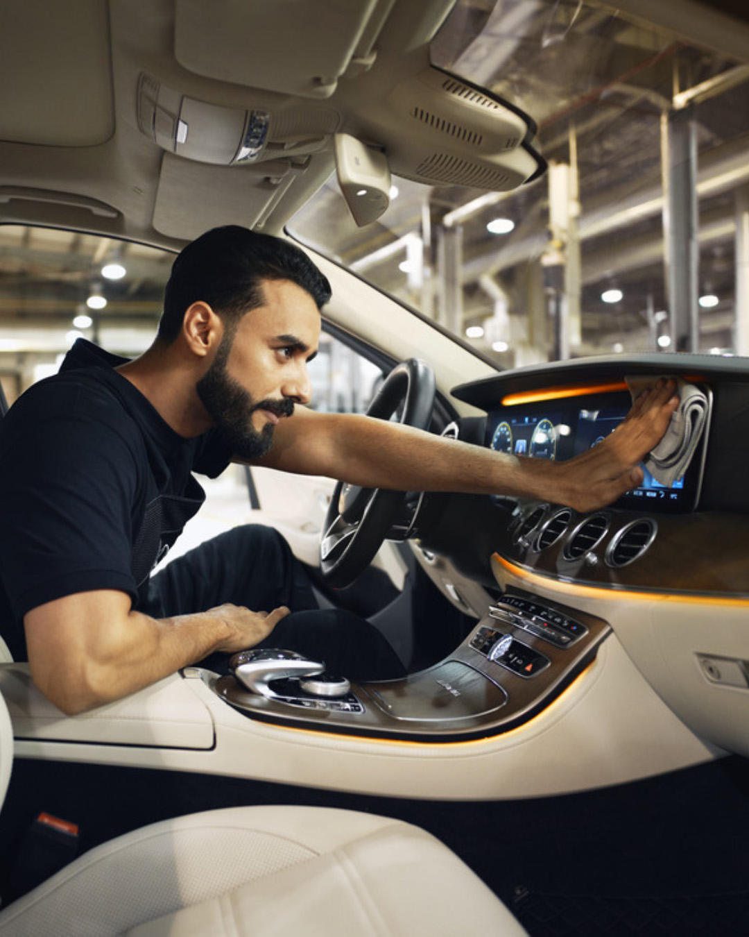 LI Service Wartungreparatur Fahrzeugreinigung