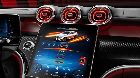 Mercedes-AMG GLC 63 S E PERFORMANCE Coupé Display mit AMG Funktionen - Merbag Mercedes-AMG GLC 63 S E PERFORMANCE Coupé Display mit AMG Funktionen - Merbag