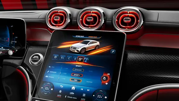 Mercedes-AMG GLC 63 S E PERFORMANCE Coupé Display mit AMG Funktionen - Merbag Mercedes-AMG GLC 63 S E PERFORMANCE Coupé Display mit AMG Funktionen - Merbag