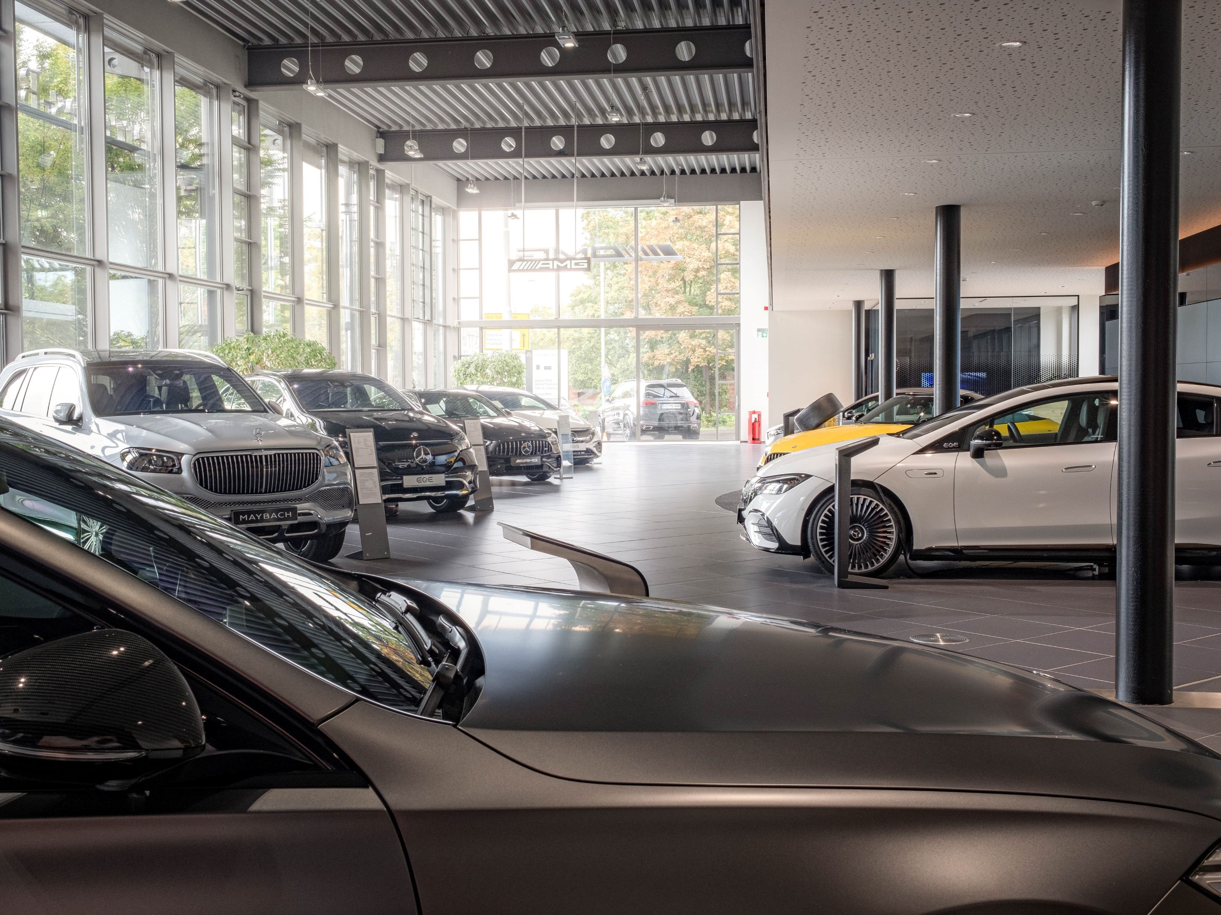 Merbag Wiesbaden AMG Performance Center Showroom