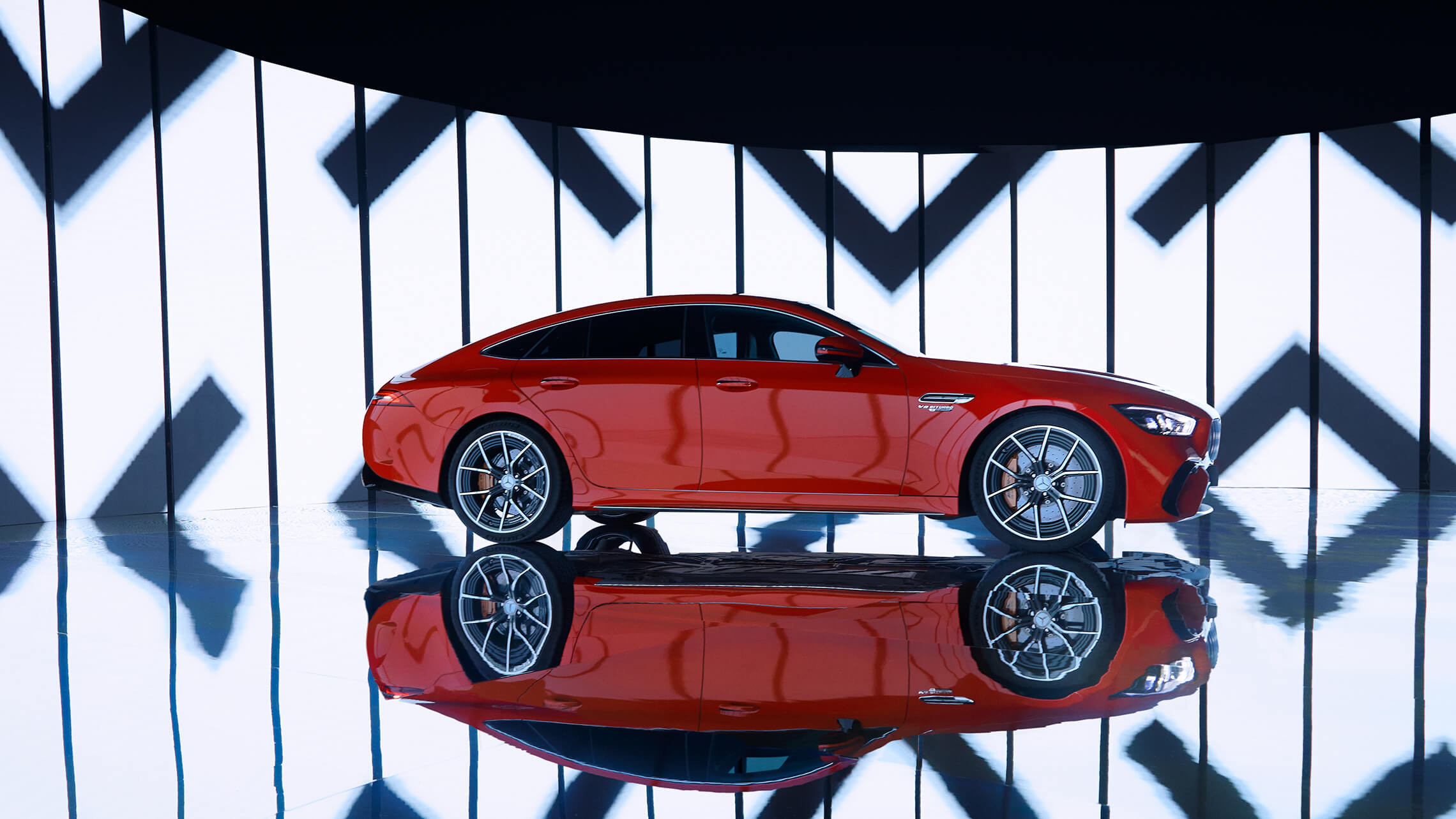 Mercedes AMG GT 4 Tuerer Coupe Plug In Hybrid 01 - Merbag