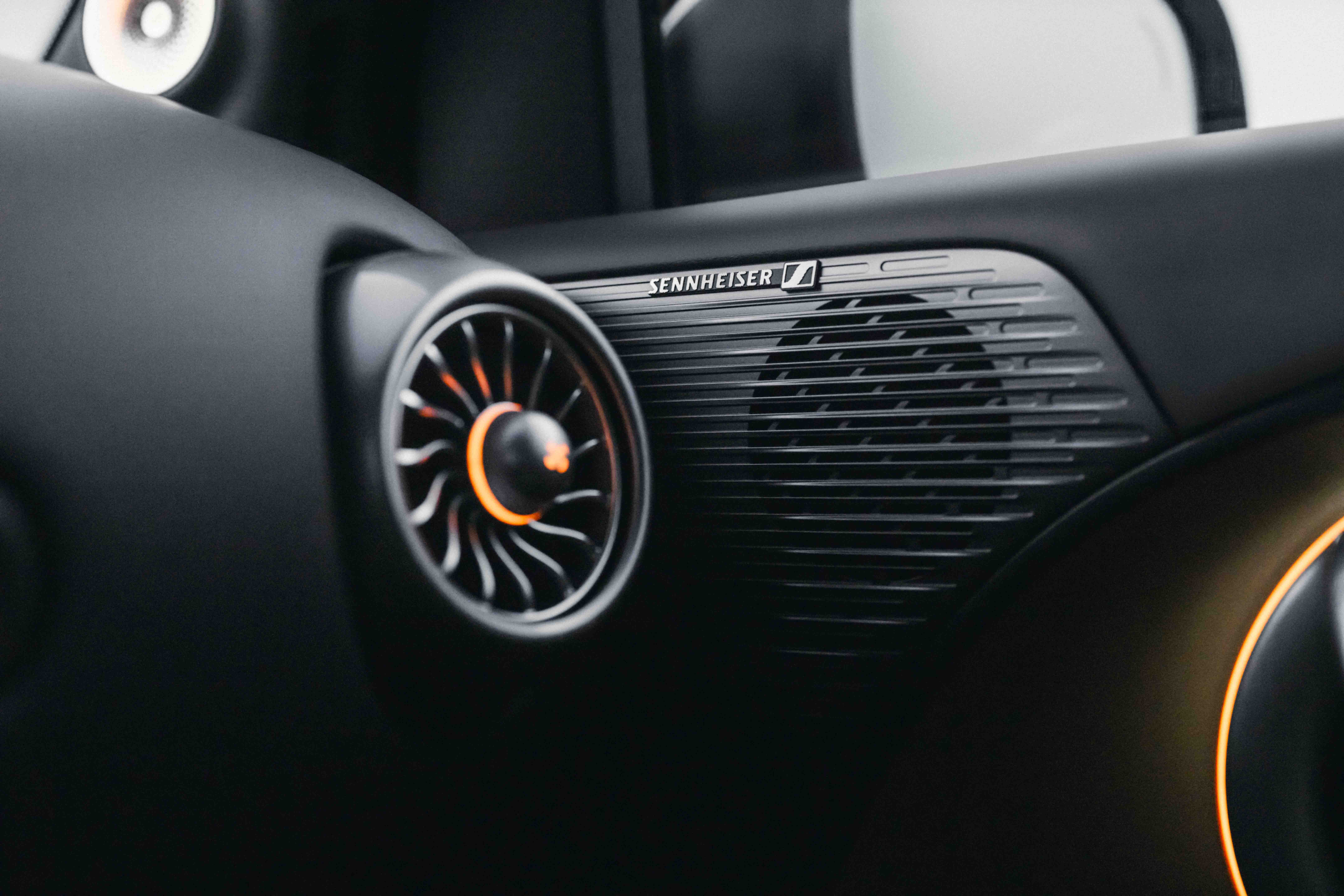 Klein 260925 Interior Feature 015 Srgb