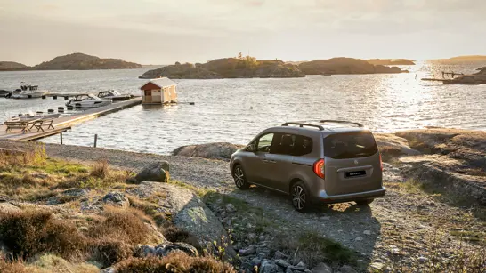 Mercedes EQ EQT 10 Mercedes EQ EQT 10