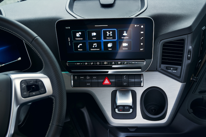 Actros L Details INT Display