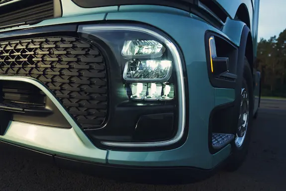 Actros L Details EXT Licht 2 Actros L Details EXT Licht 2