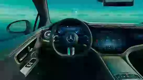 Mercedes EQ EQE 01