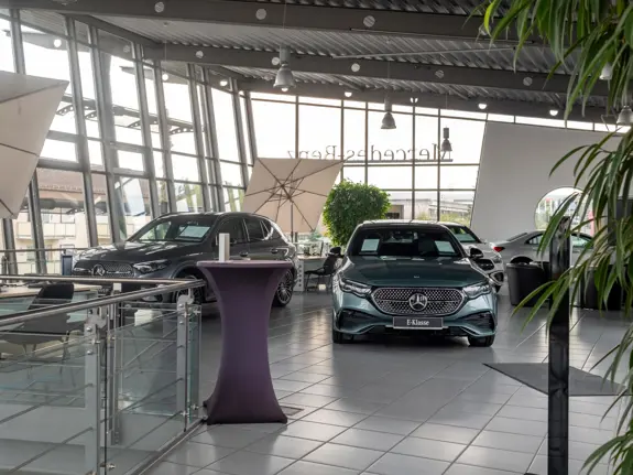 Merbag Idstein Mercedes Benz Neuwagenausstellung Merbag Idstein Mercedes Benz Neuwagenausstellung
