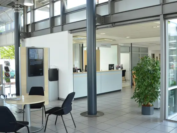Merbag Idstein Mercedes Benz Service Information Und Werkstatt Empfang Merbag Idstein Mercedes Benz Service Information Und Werkstatt Empfang