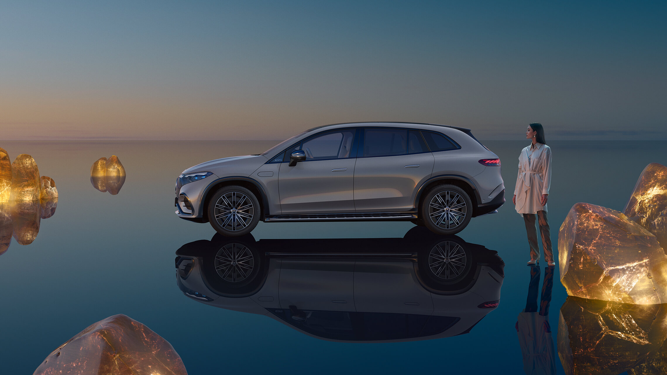 Mercedes-Benz EQS SUV Seitenansicht - Merbag