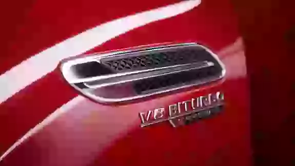 Mercedes AMG GT 4 Tuerer Coupe Plug In Hybrid 03