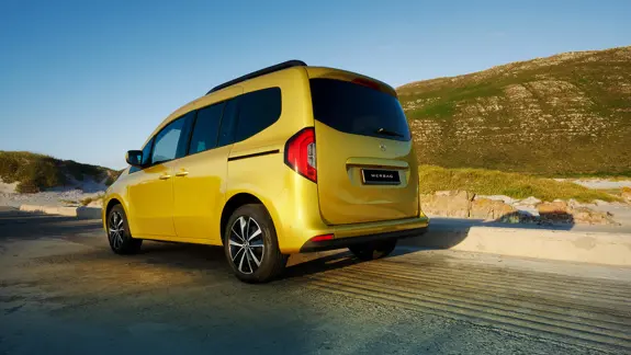 Mercedes T Klasse Heckklappe bis zu einem Winkel von ca. 90° öffnen - Merbag Mercedes T Klasse Heckklappe bis zu einem Winkel von ca. 90° öffnen - Merbag