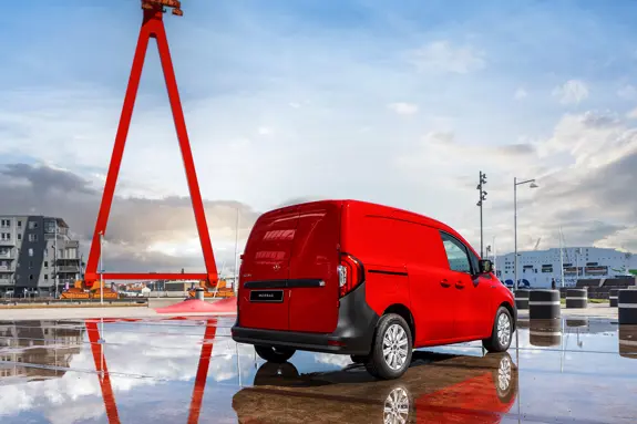 Ecitan Kastenwagen Außen 3 Ecitan Kastenwagen Außen 3