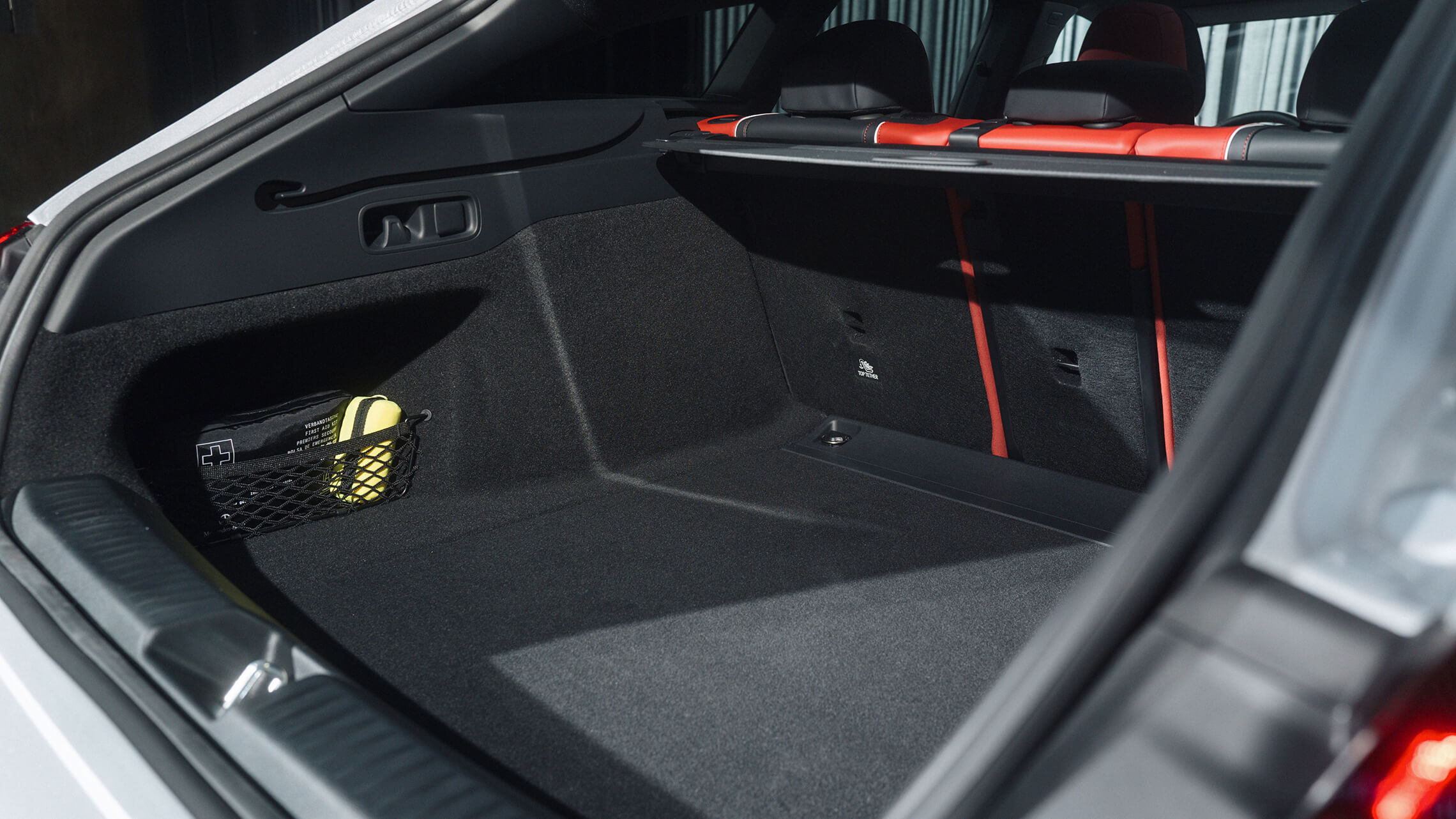 CLA Shooting Brake EQ Technoligie 06