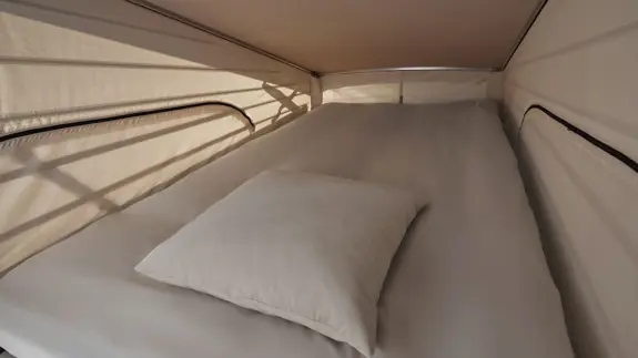 Mercedes V Klasse Marco Polo HORIZON Schlafplatz für bis zu 4 Personen - Merbag Mercedes V Klasse Marco Polo HORIZON Schlafplatz für bis zu 4 Personen - Merbag