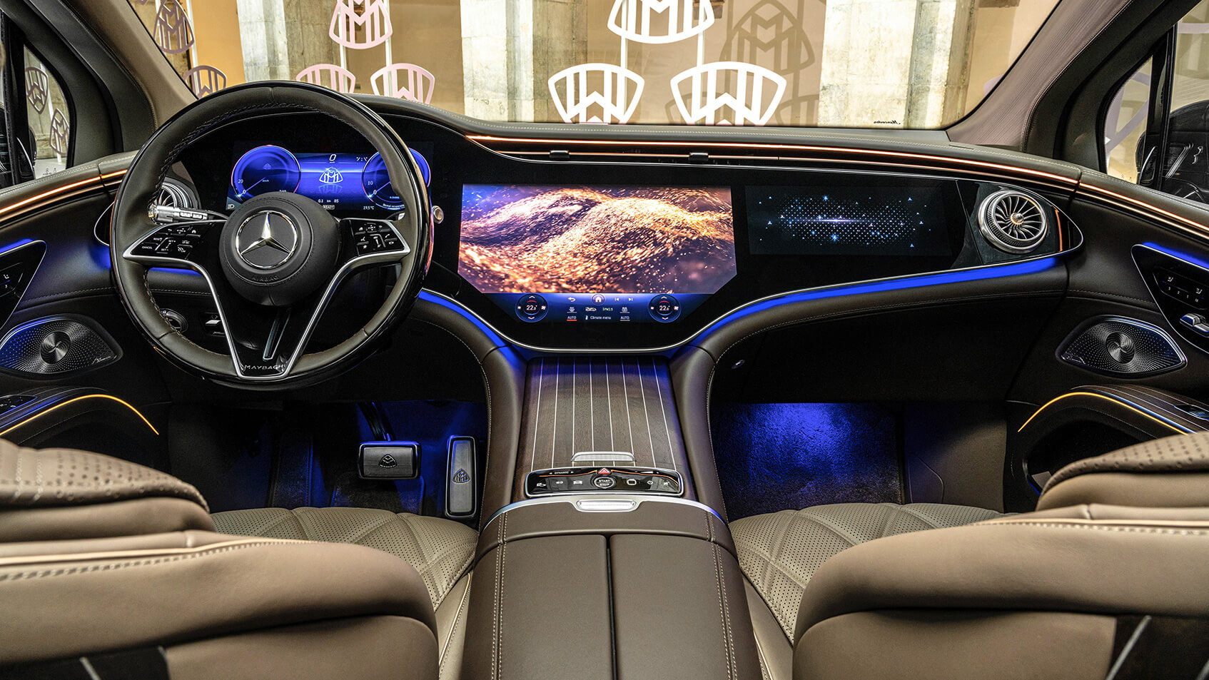 Mercedes Maybach EQS SUV Interieur 1694X953px