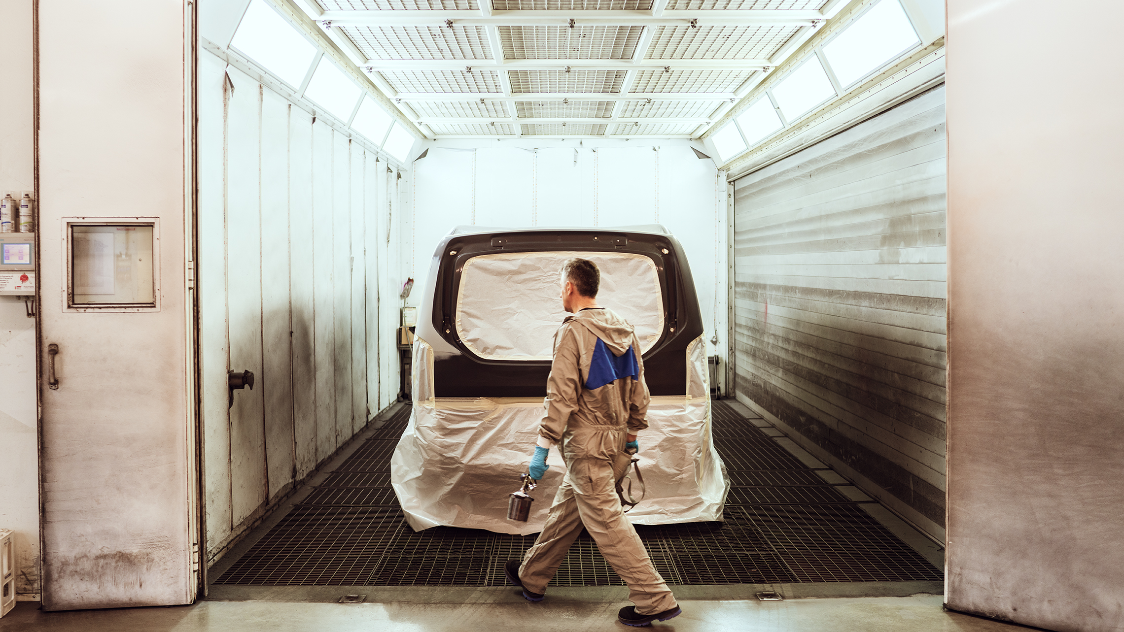 Merbag Bildpool Lackiererei Karosserie