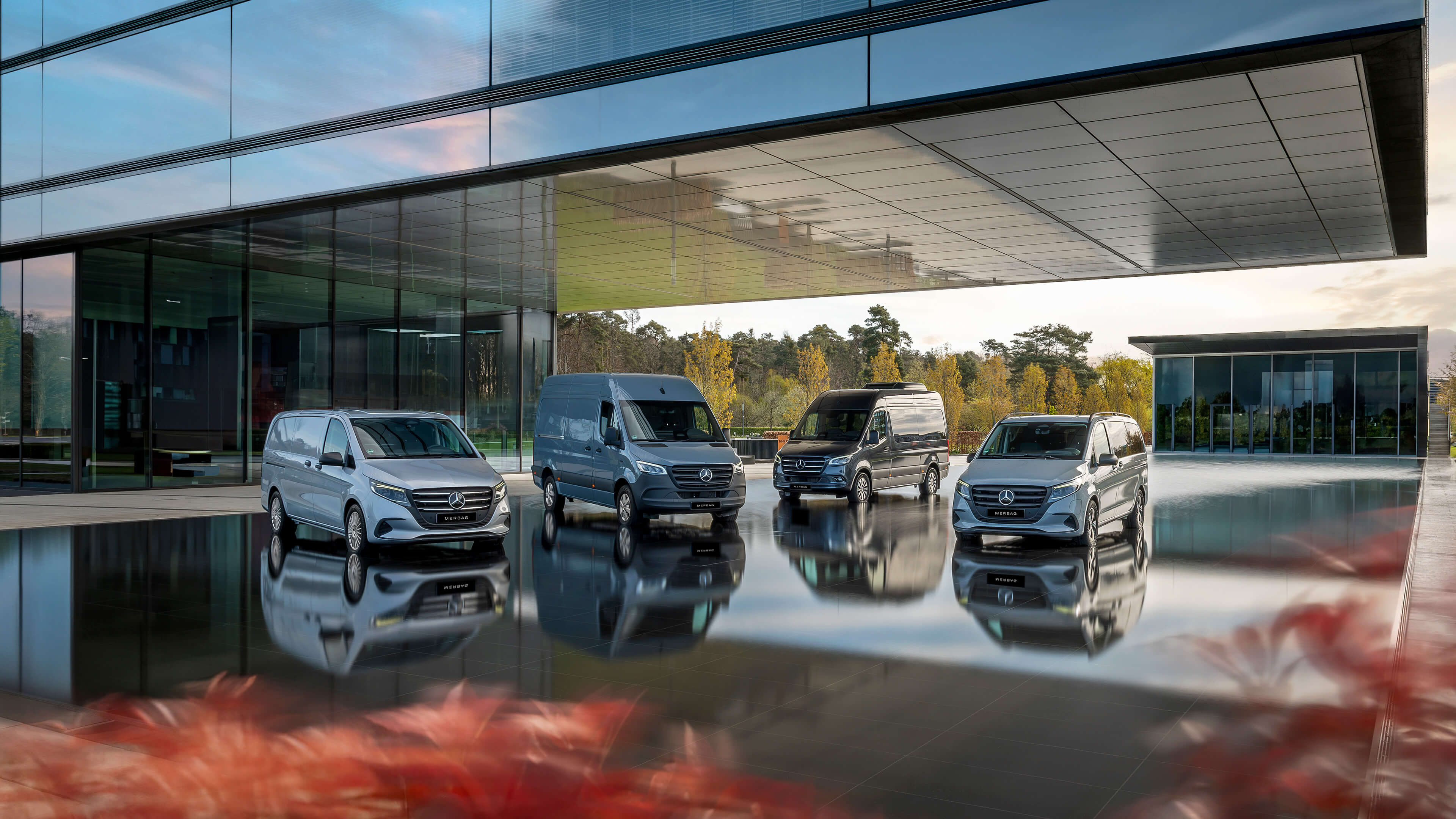 Midsize Large Vans 3840X2160