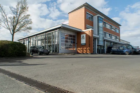 Merbag Wiesbaden | Standort Schierstein Nutzfahrzeug Center - Gesamtansicht Merbag Wiesbaden | Standort Schierstein Nutzfahrzeug Center - Gesamtansicht