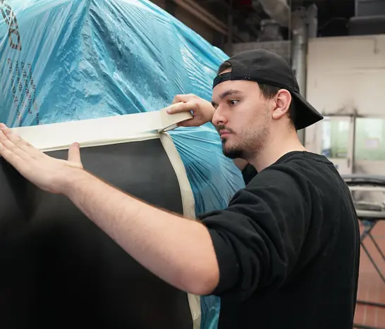 Aufklappbare Kacheln Carrossier Lackiererei 1092X819 Aufklappbare Kacheln Carrossier Lackiererei 1092X819