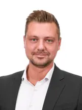 Tobias Schröder Verkaufsberater Pkw Neu Und Gebrauchtwagen Merbag Wiesbaden Standort Idstein Tobias Schröder Verkaufsberater Pkw Neu Und Gebrauchtwagen Merbag Wiesbaden Standort Idstein