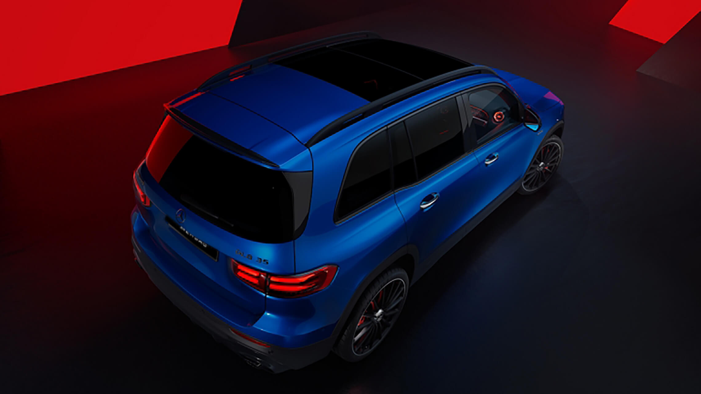 Mercedes-AMG GLB 35 4MATIC Panoramaschiebedach in Verbindung mit Lackierung Spektralblau metallic - Merbag