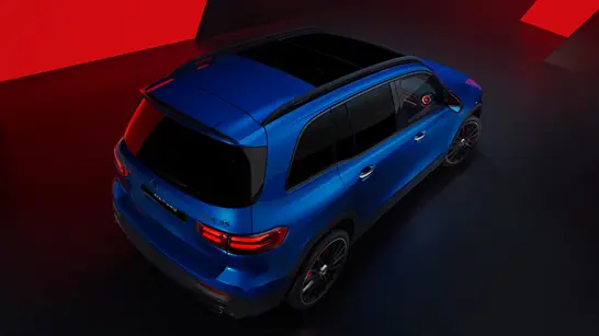 Mercedes-AMG GLB 35 4MATIC Panoramaschiebedach in Verbindung mit Lackierung Spektralblau metallic - Merbag Mercedes-AMG GLB 35 4MATIC Panoramaschiebedach in Verbindung mit Lackierung Spektralblau metallic - Merbag