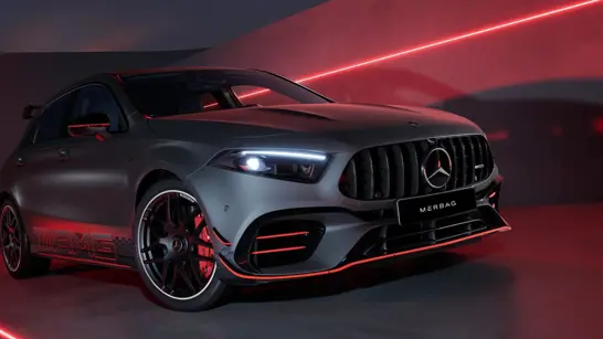 Mercedes-AMG A-Klasse Kompaktlimousine A45 AMG Frontpartie - Merbag Mercedes-AMG A-Klasse Kompaktlimousine A45 AMG Frontpartie - Merbag