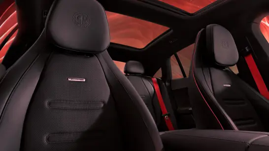 Mercedes-AMG EQE futuristischen Innenraum mit spannenden Akzenten aus dem Rennsport - Merbag Mercedes-AMG EQE futuristischen Innenraum mit spannenden Akzenten aus dem Rennsport - Merbag