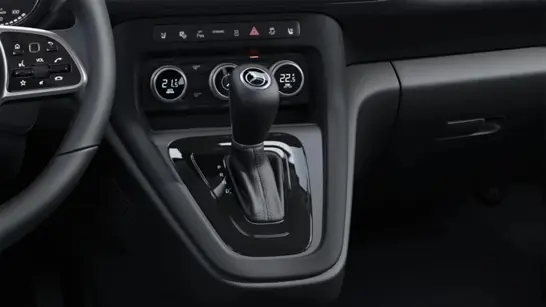 Mercedes Ecitan Tourer 04 Mercedes Ecitan Tourer 04